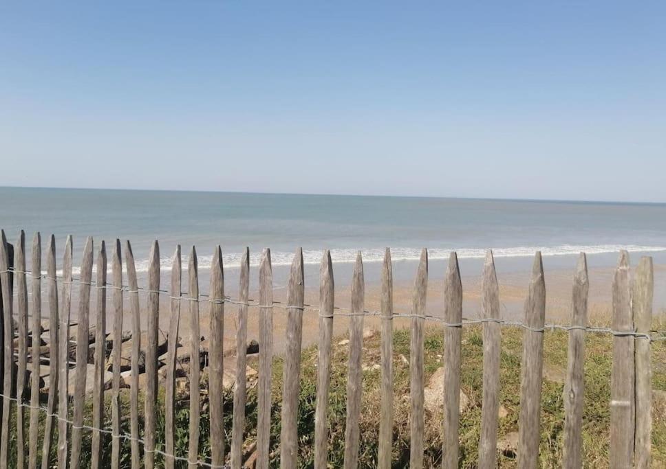 Le Courlis, A Deux Minutes De La Plage Hauteville-sur-Mer Extérieur photo